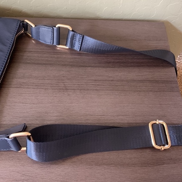 Myztique‎ Blue Nylon Shoulder Crossbody Purse NWOT - Picture 10 of 10